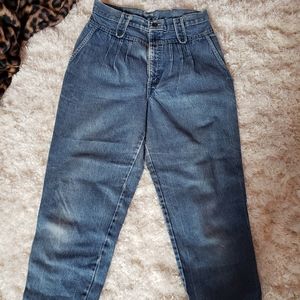 Vintage Pleated Mom Jeans